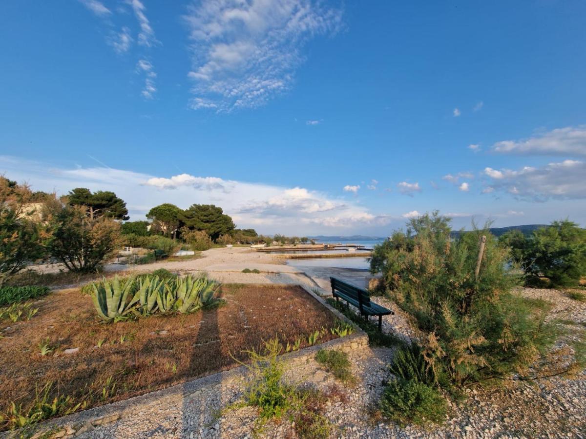 Apartman Lugovic Šibenik Exteriör bild