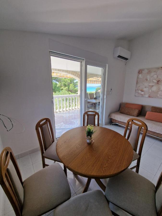 Apartman Lugovic Šibenik Exteriör bild