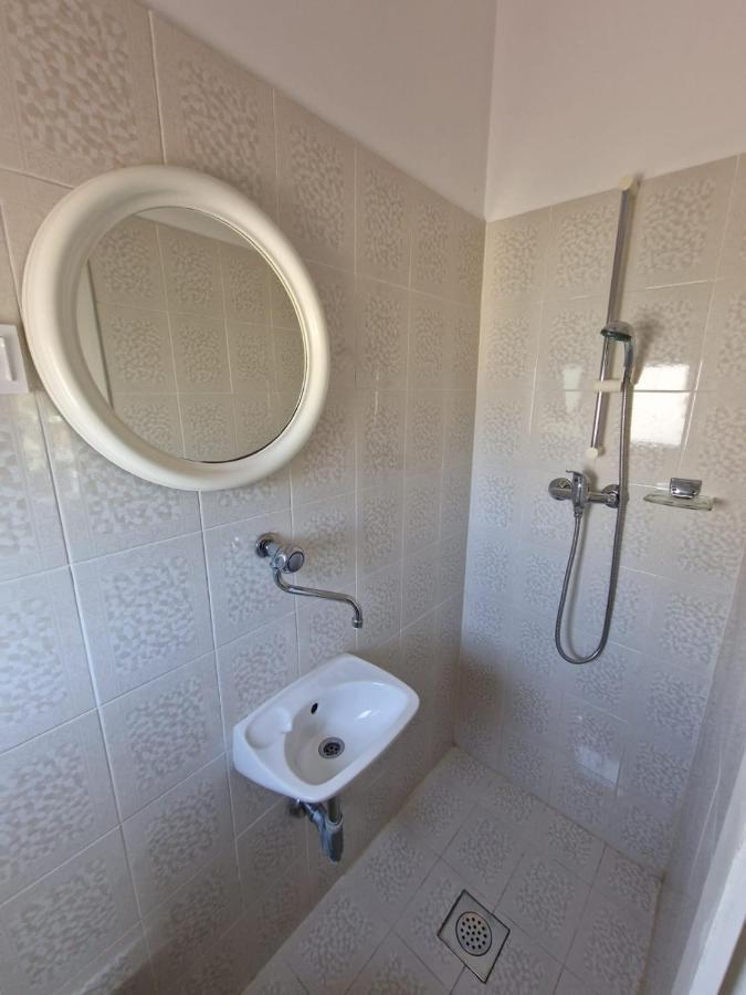 Apartman Lugovic Šibenik Exteriör bild